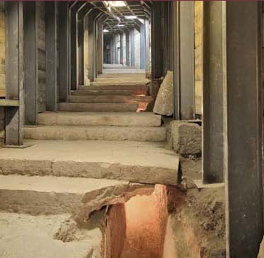 Two parts of the Herodian street that ascended from the Shiloach Pool toward the Western Wall.